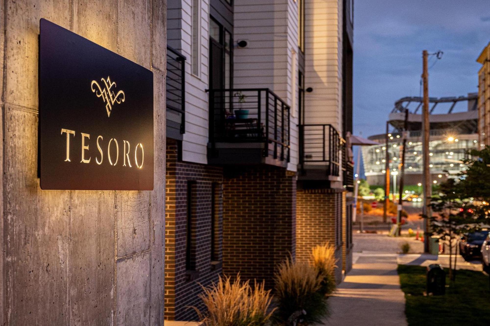Brand New Condo - Walk To Empower Stadium - Tesoro Denver Luaran gambar