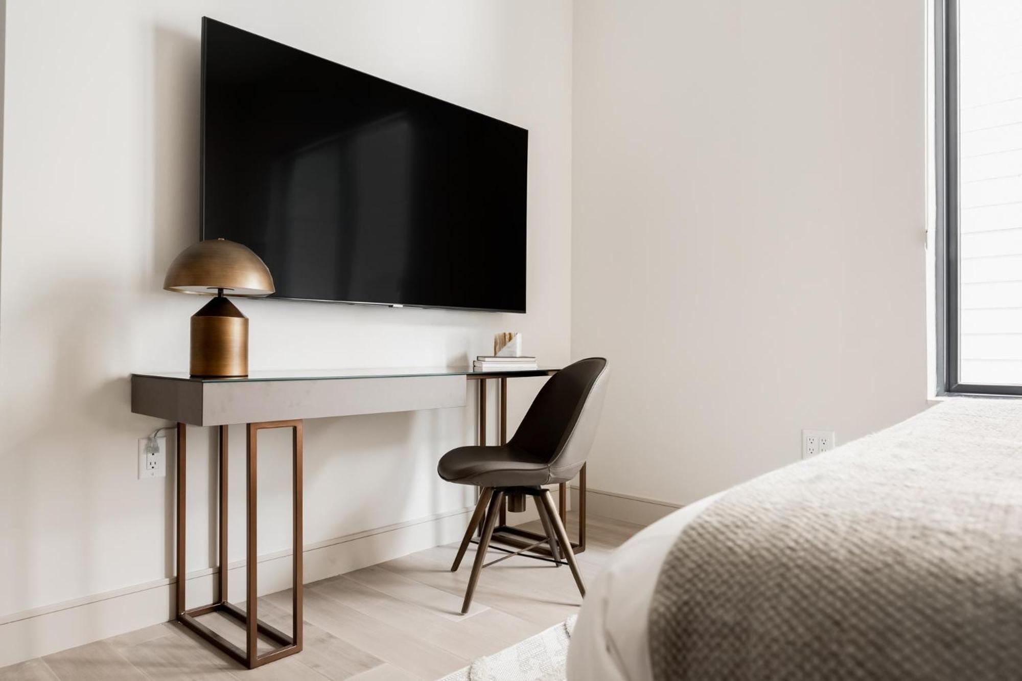 Brand New Condo - Walk To Empower Stadium - Tesoro Denver Luaran gambar