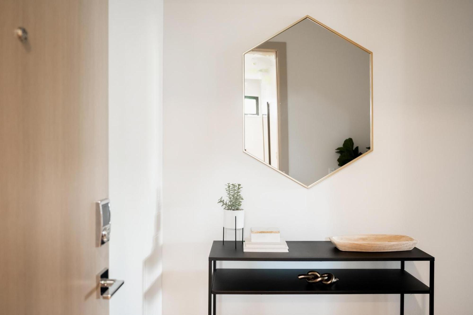 Brand New Condo - Walk To Empower Stadium - Tesoro Denver Luaran gambar
